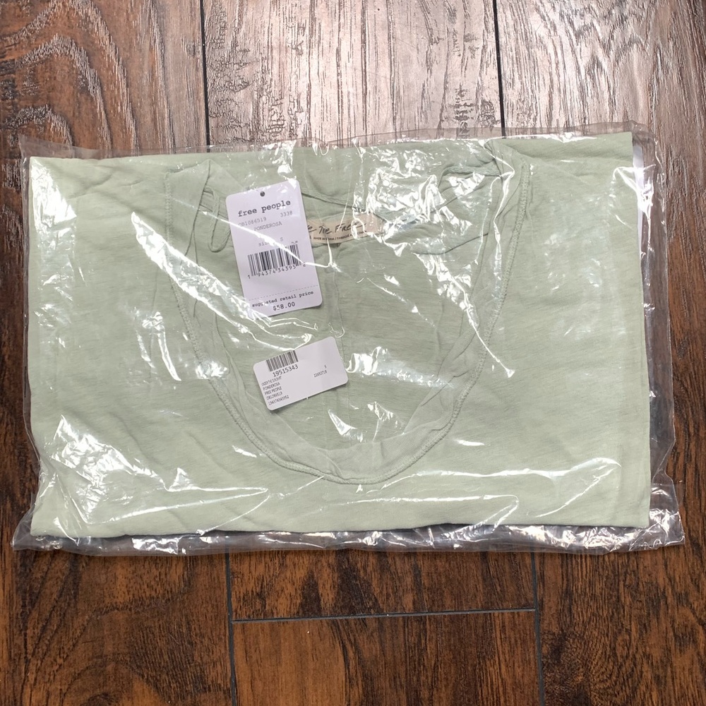 NWT Free People Under The Sun Tee in Ponderosa - Picture 4 of 6